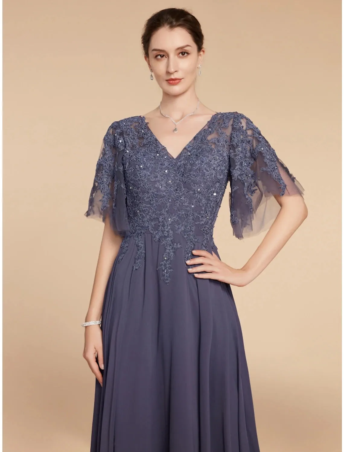 A-Line Mother of the Bride Dress Wedding Guest Elegant V Neck Floor Length Chiffon Lace Short Sleeve with Sequin Ruching Solid Color