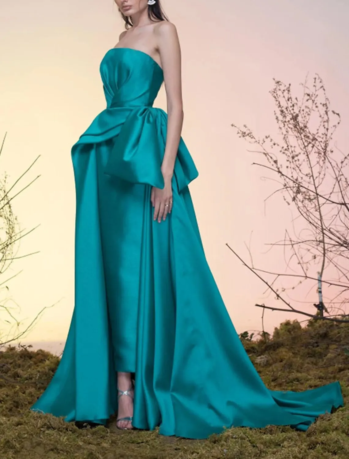 A-Line Party Dress Celebrity Style Elegant Vintage Wedding Guest Prom Dress Strapless Sleeveless Court Train Satin with Bow(s) Overskirt