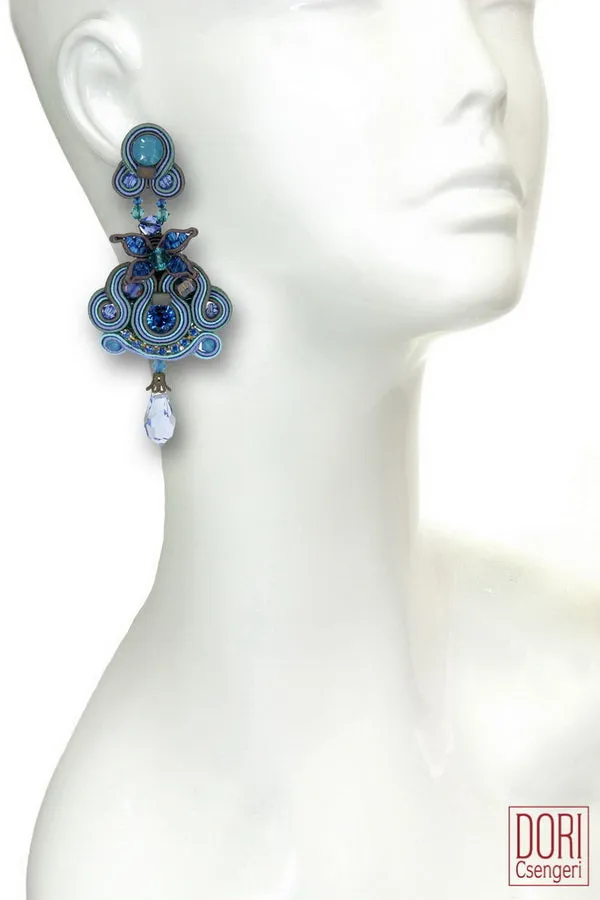 AccentB Striking Earrings