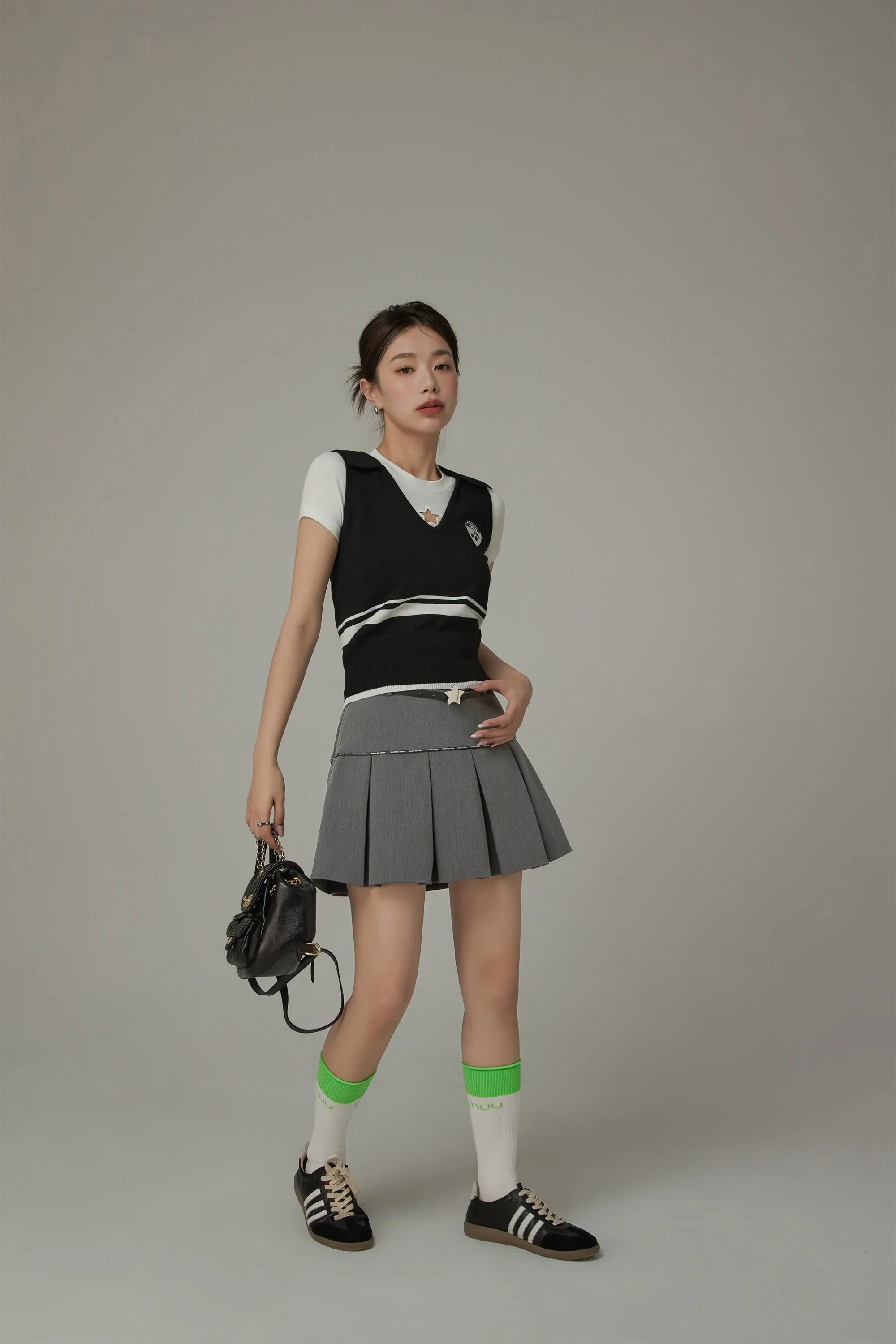 Chuu Logo Color Blocked High Socks