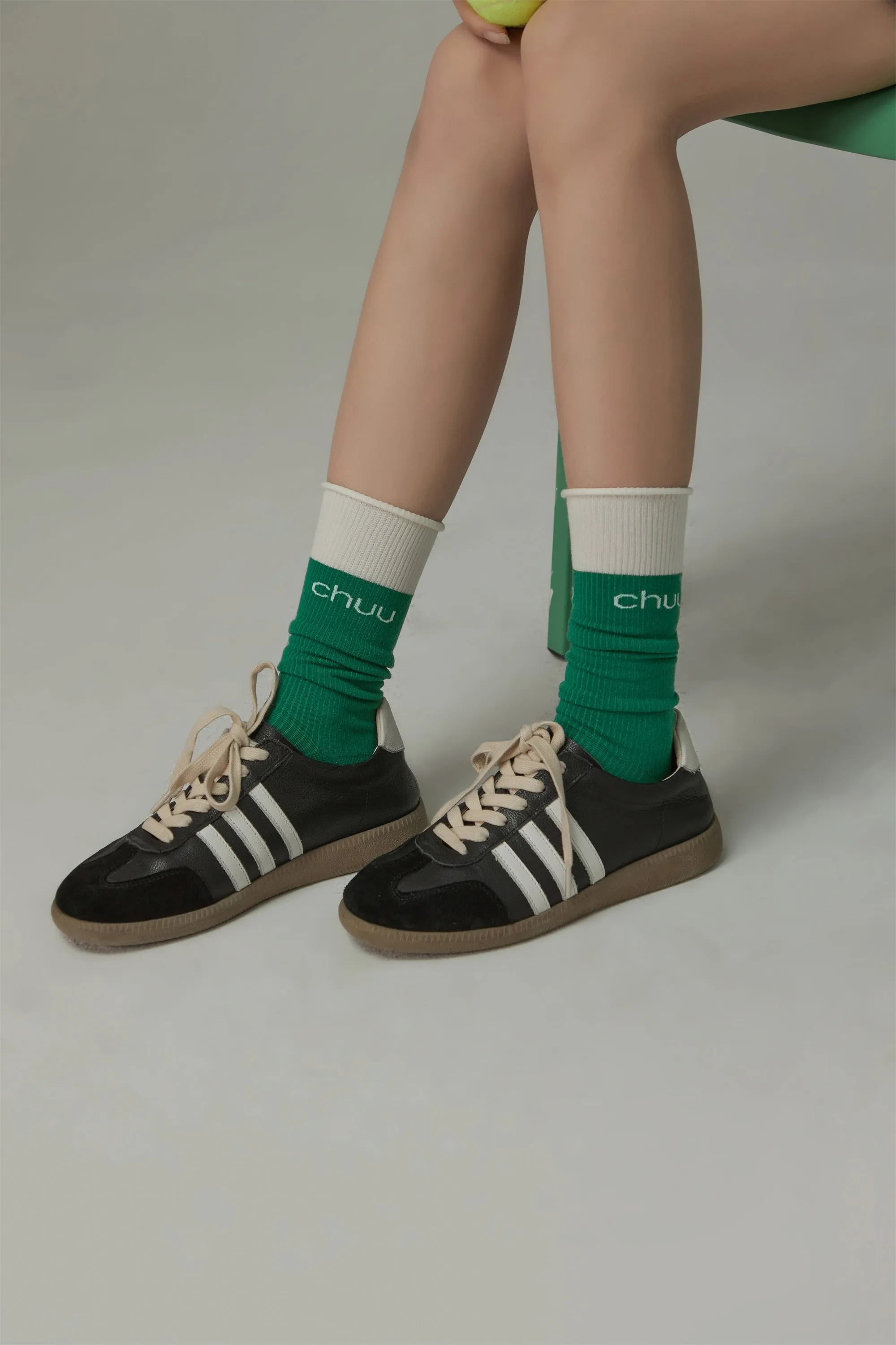 Chuu Logo Color Blocked High Socks