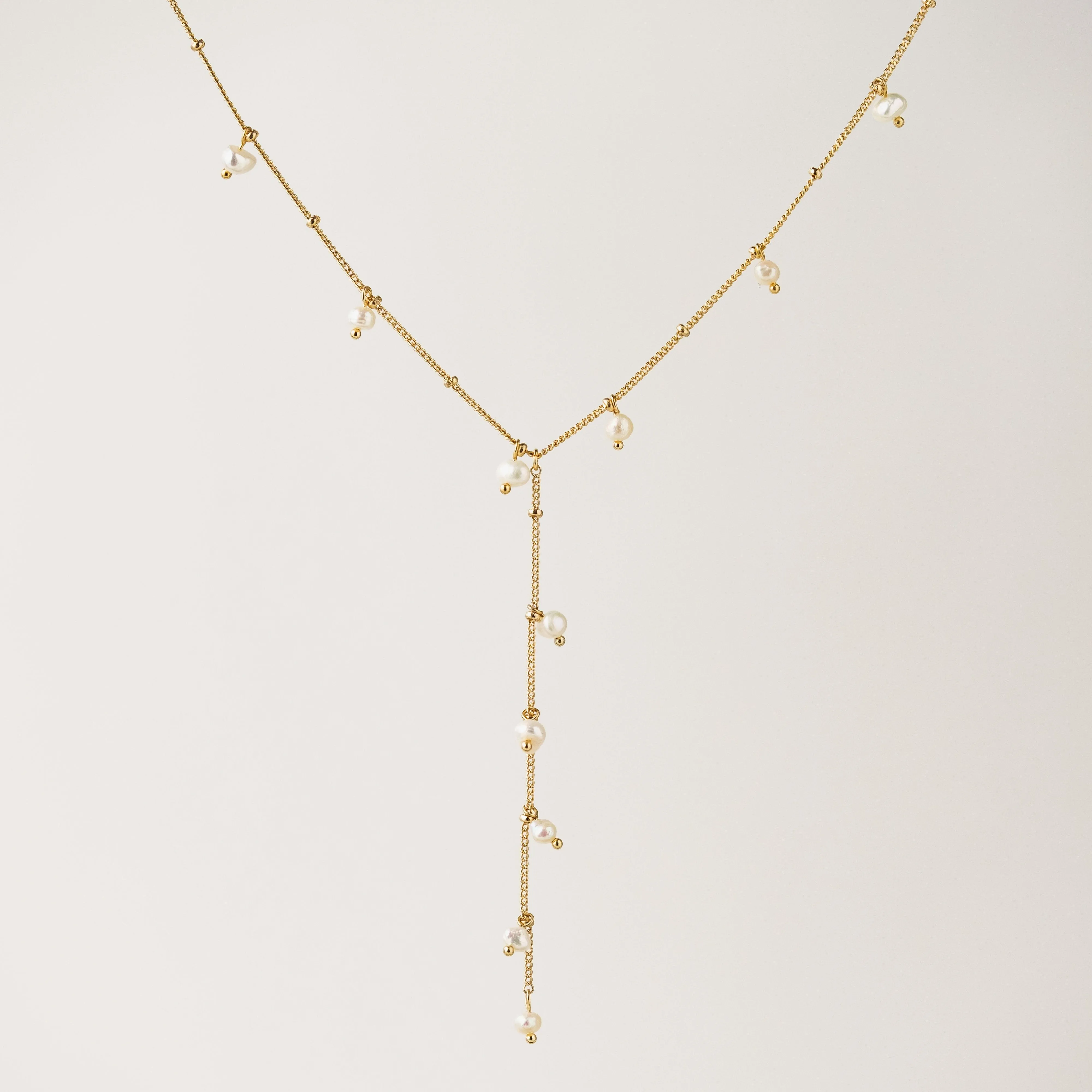 Dot Pearl Lariat Necklace