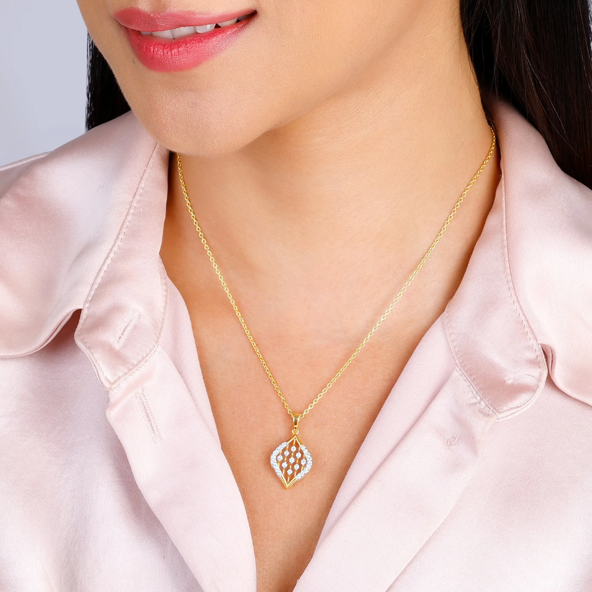 Gold Dreamy Tenderness Diamond Pendant