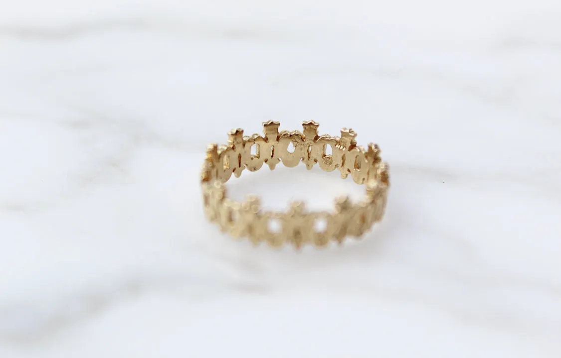 Maria Auspice Ring in 14K Gold