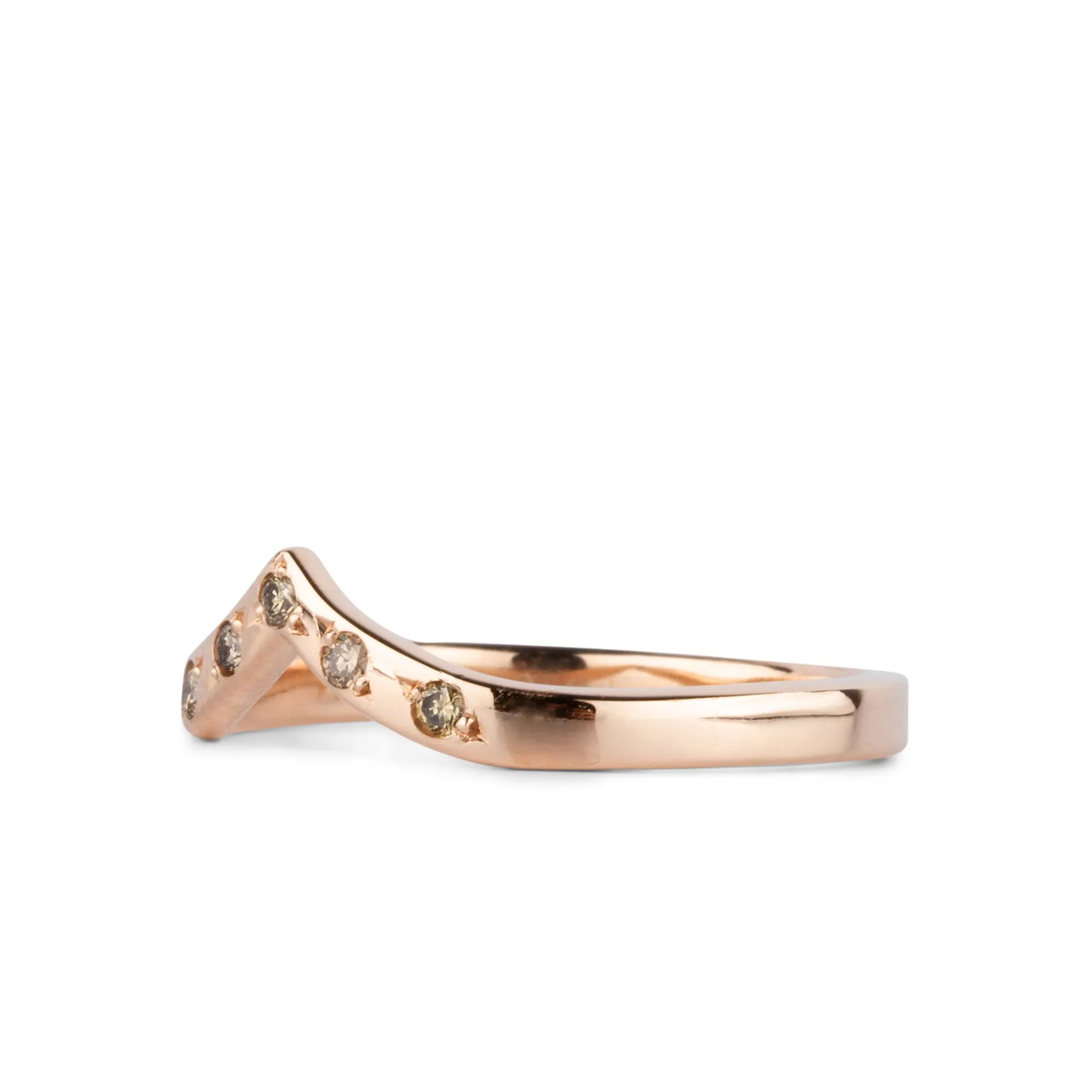 Pinnacles Champagne Diamond Peaked Band