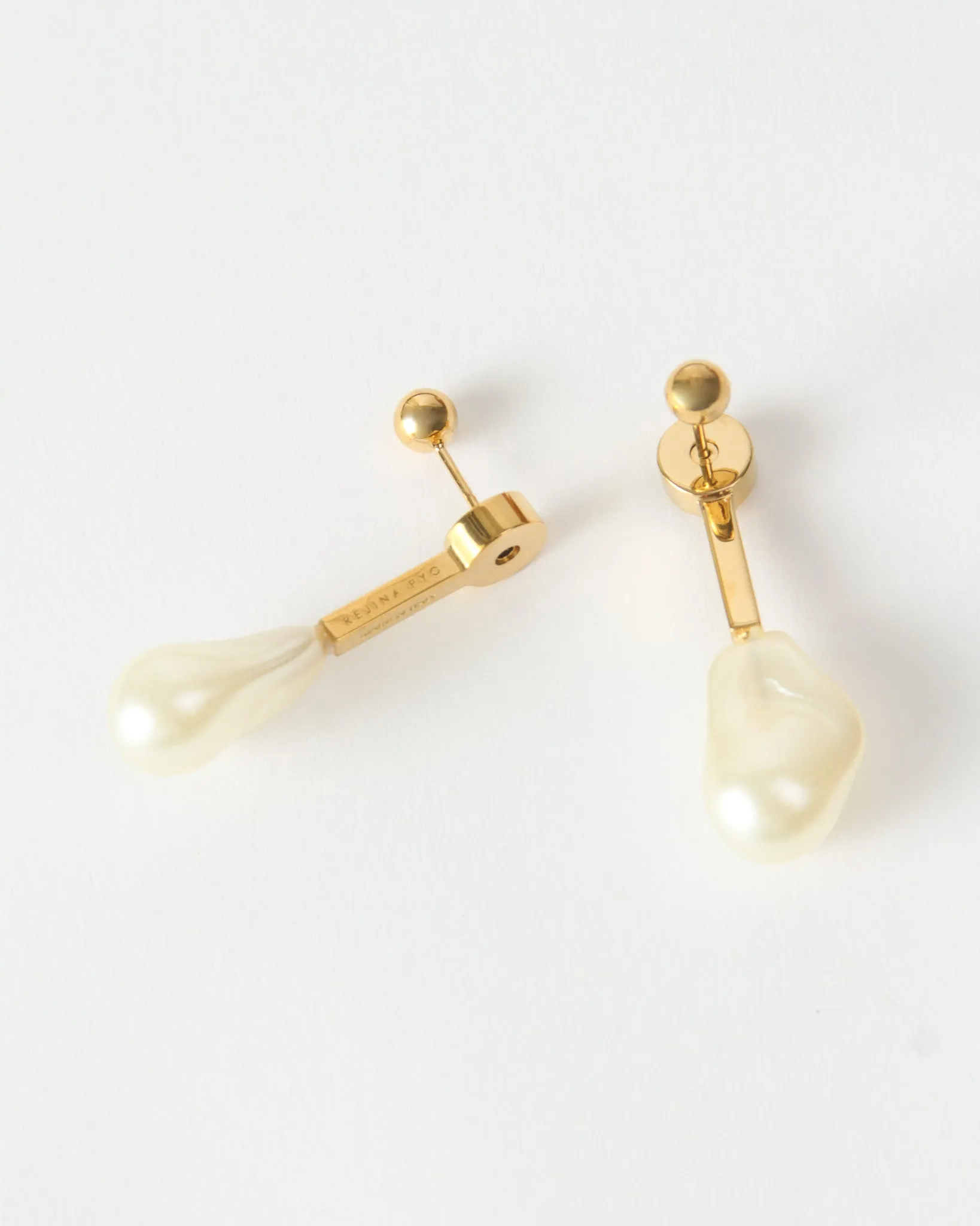 Reverse Droplet Earrings Glass Pearl Gold