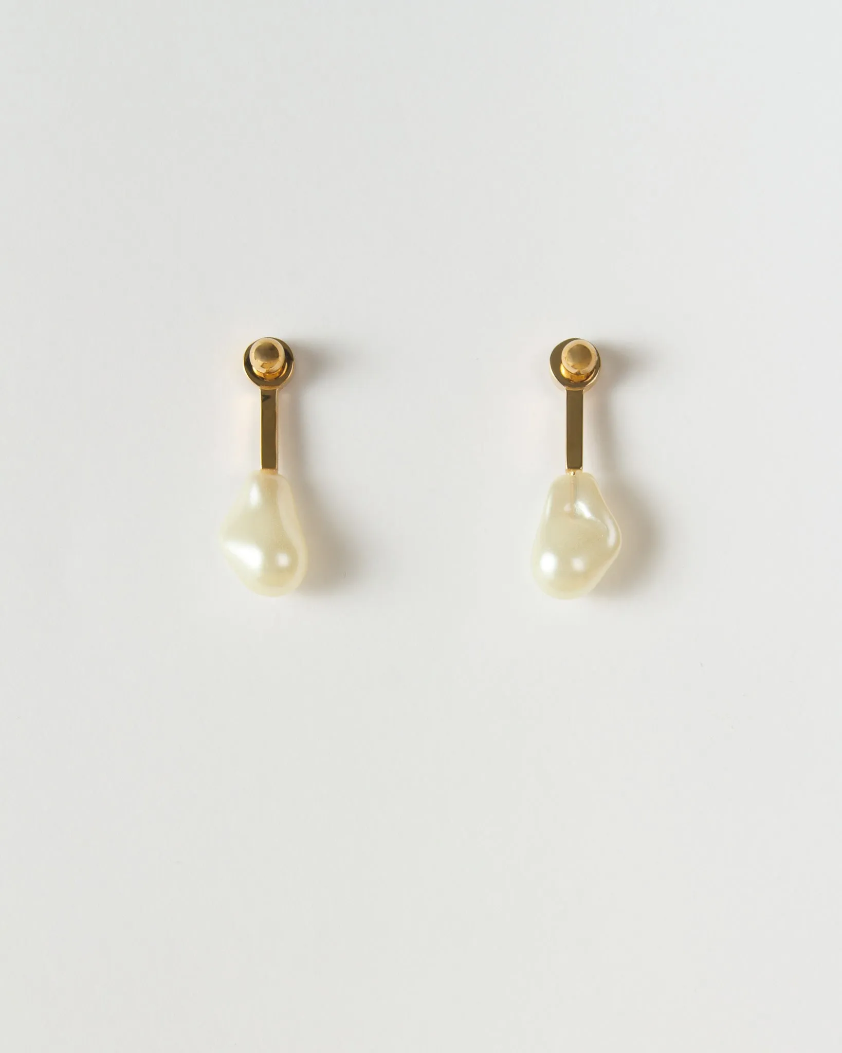 Reverse Droplet Earrings Glass Pearl Gold