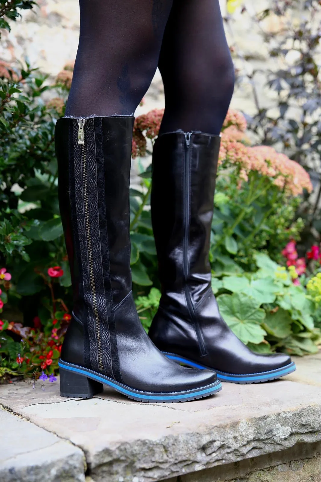 Zagg - Black Blue Long boot